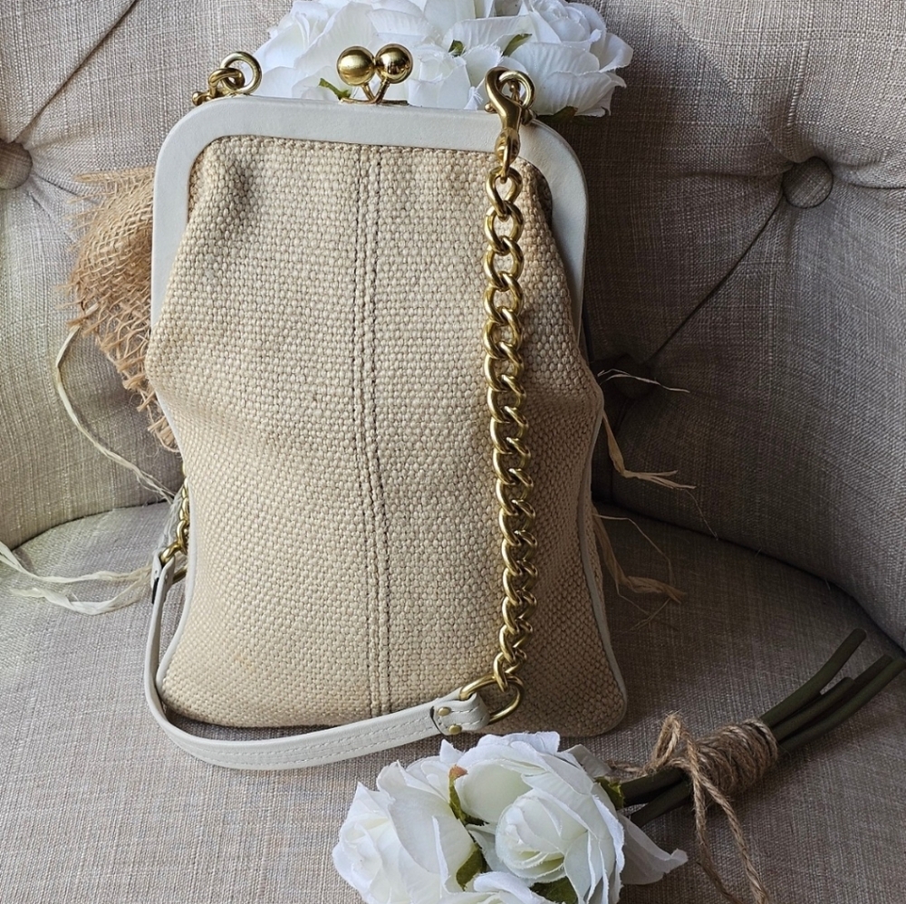Coach Limited Edition Bleeker Street Double Kisslock Shoulder Bag ( 39 of 70 ) - Picture 2 of 16